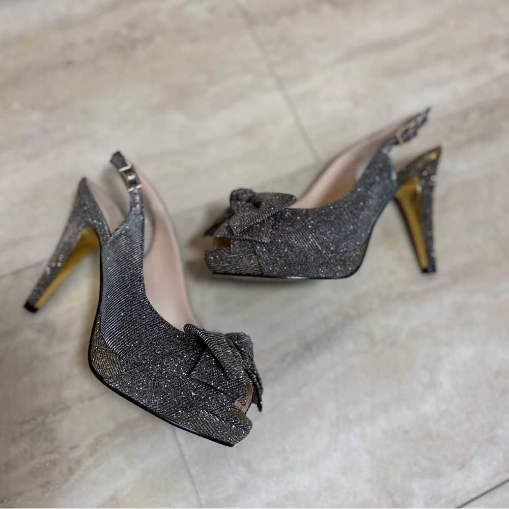 Sacha London Glitter Bow Slingback Heels - Silver / Gold (7.5)